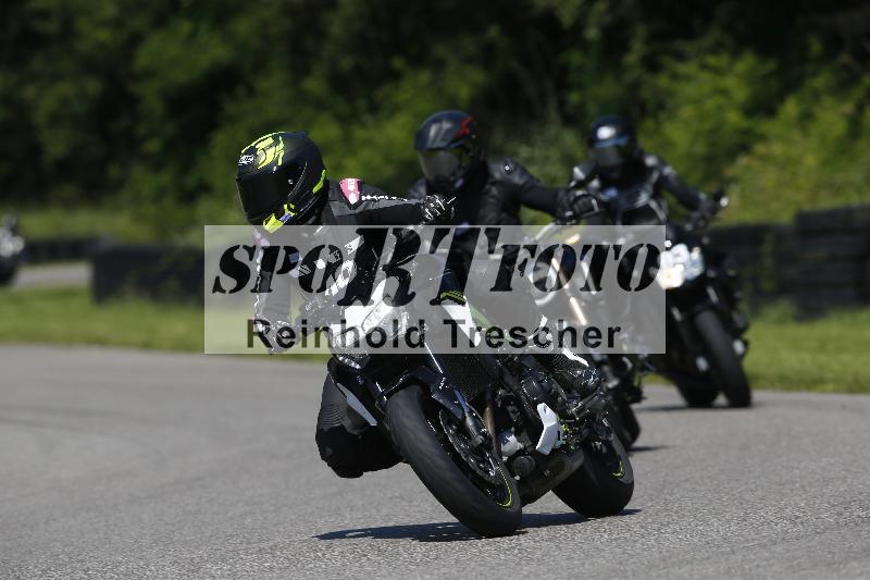 /Archiv-2024/29 12.06.2024 MOTO.CH Track Day ADR/Gruppe blau/10